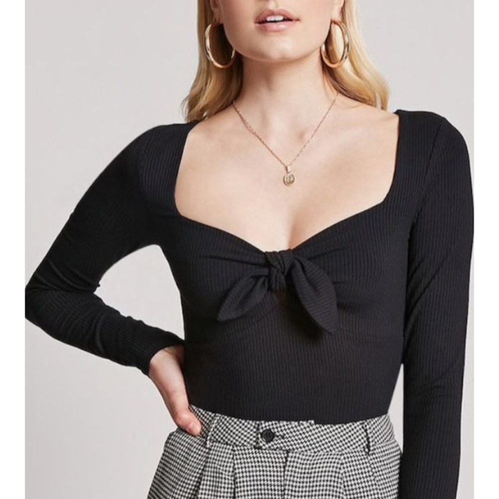 Black tie long sleeve tee small